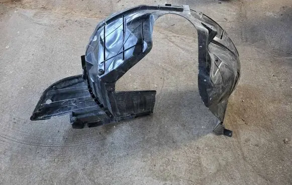 Suzuki Vitara (LY) Front wheel arch liner splash guards 7232154P0