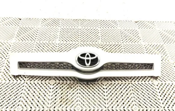 Toyota Corolla E120 E130 Front grill
