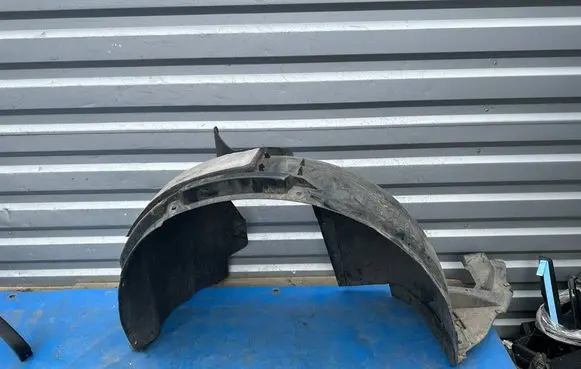Volkswagen Tiguan Front wheel arch liner splash guards 5NA805912AD