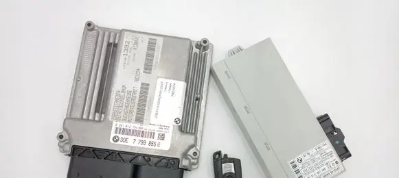 BMW 3 E90 E91 Engine ECU kit and lock set 6981416 61356981416 0281012754