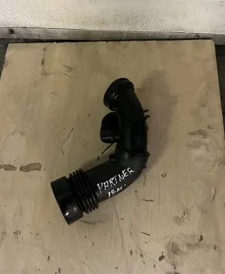 Peugeot Partner Intercooler hose/pipe
