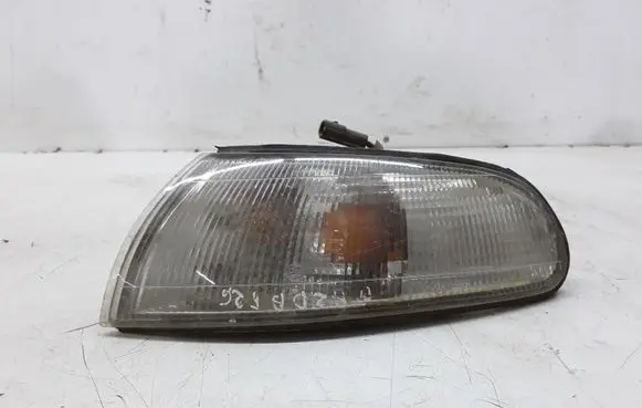 Mazda 626 Front indicator light 21061612 183173B