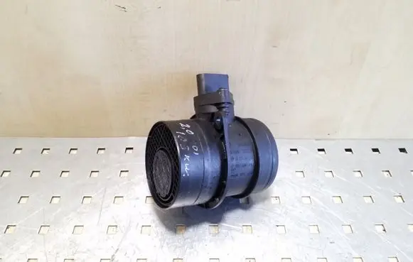 Audi A3 S3 8P Mass air flow meter 0281002461 074906461B