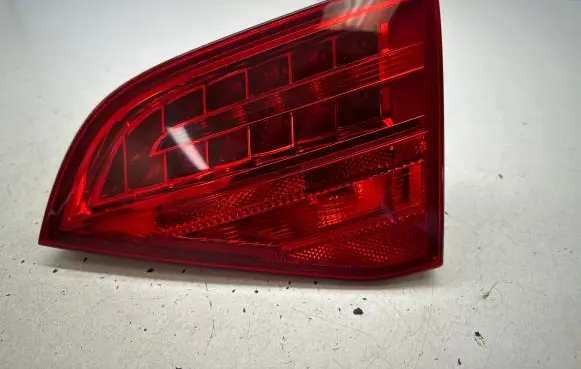 Audi A4 S4 B8 8K Tailgate rear/tail lights 8K9945094B