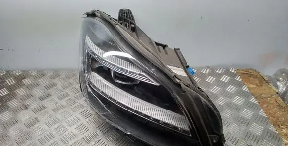 Mercedes-Benz CLS C218 X218 Headlight/headlamp A2188209061
