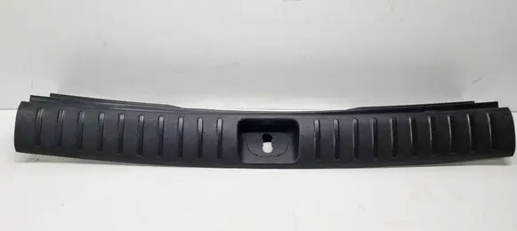 Hyundai Tucson TL Tailgate/boot lid lock trim 85771D7000 85770D7000TRY