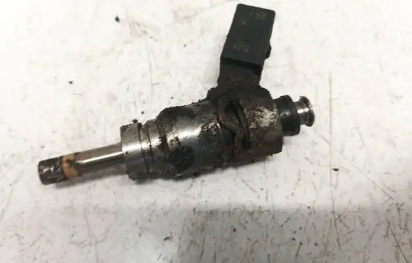Fuel injector
