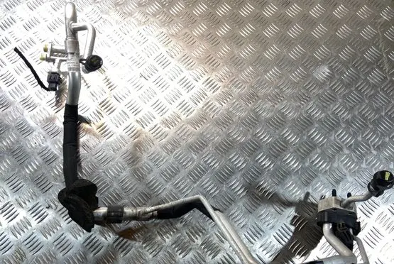 Volvo XC60 Air conditioning (A/C) pipe/hose 9G9N19E881AC 9G9N19E881