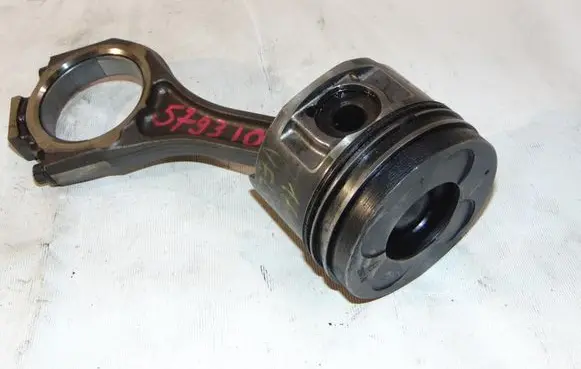 Renault Vel Satis Piston with connecting rod 7701473991