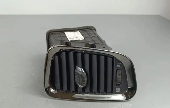 Dodge Durango Dashboard air vent grill cover trim 