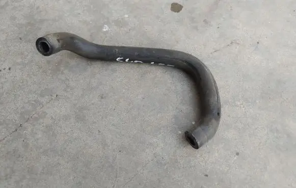 Volvo V50 Breather hose/pipe 4M5G-6N664-BA