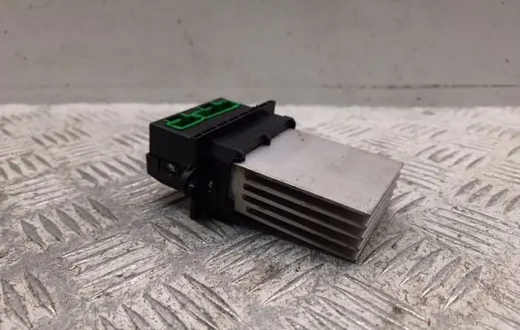 Nissan Micra Heater blower motor/fan resistor 27761AX010 8179N9381 T1000948E