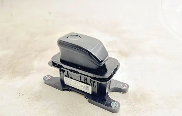 Nissan Qashqai J12 Gear selector 349015MR3A
