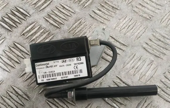 Hyundai ix35 Keyless system antenna 954702S200
