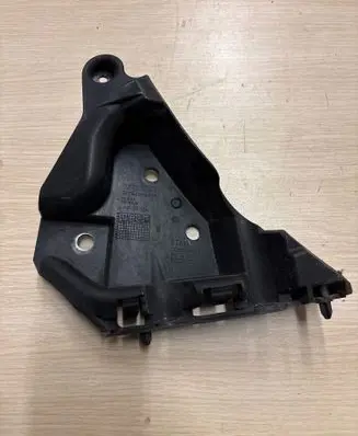 Volvo XC60 Front bumper mounting bracket 30764619 BP8BA
