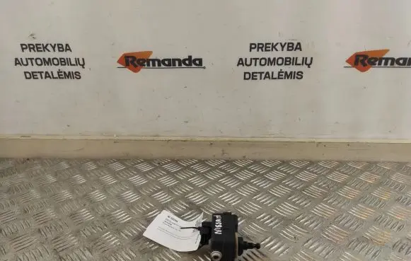 Nissan Note (E12) Headlight level adjustment motor 89036766