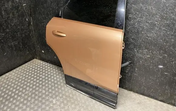 Opel Grandland X Rear door 