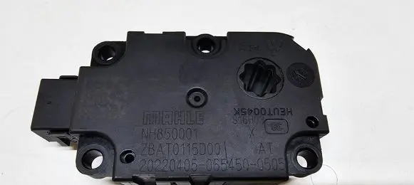 Jeep Grand Cherokee WL Air flap motor/actuator ZBAT0115D00
