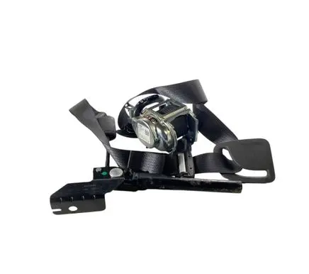 Chevrolet Silverado Front seatbelt 84936944 84937700