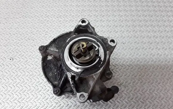 Vacuum pump