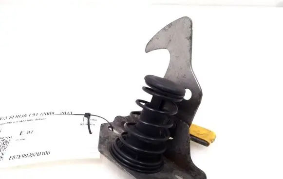 BMW 3 E90 E91 Engine bonnet (hood) release handle 7073916
