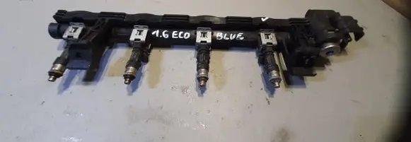Ford Fiesta Fuel main line pipe 8A6G9H487