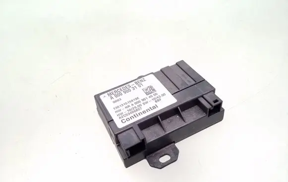 Mercedes-Benz C W204 Fuel injection pump control unit/module A0009003101