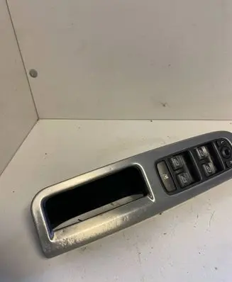 Volvo V50 Electric window control switch 30710787