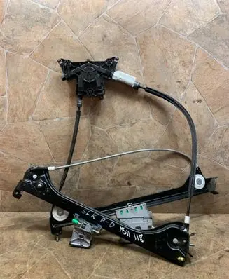 Mercedes-Benz SLK R172 Front door window regulator motor A1727200146