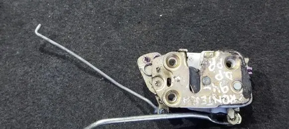 Opel Frontera A Front door lock