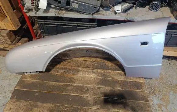 Jaguar XJ X308 Fender