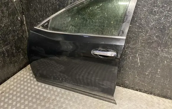 Nissan X-Trail T32 Front door 
