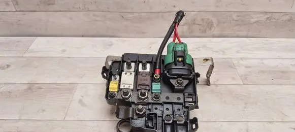 Opel Vivaro Positive wiring loom 