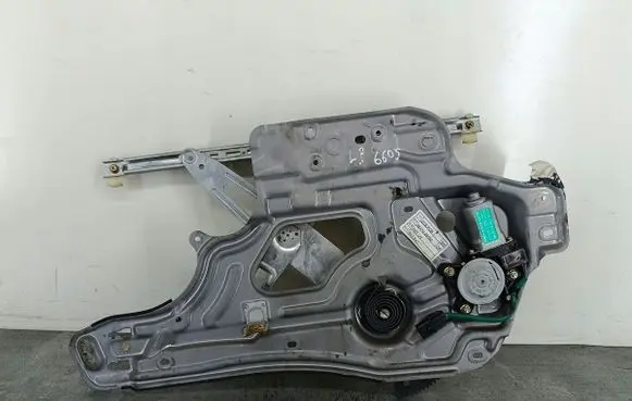 Hyundai Santa Fe Front door window regulator with motor