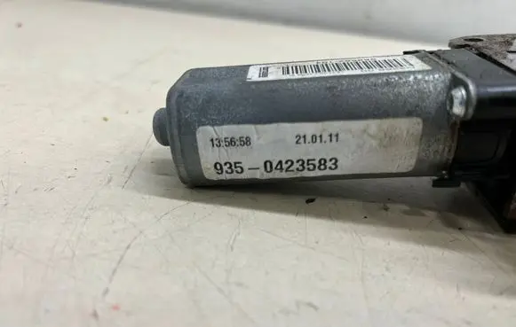 Audi A8 S8 D4 4H Seat adjustment motor 988582104 D335600