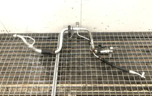 Chevrolet Camaro Air conditioning (A/C) pipe/hose