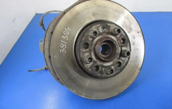 Seat Altea XL Front wheel hub spindle knuckle