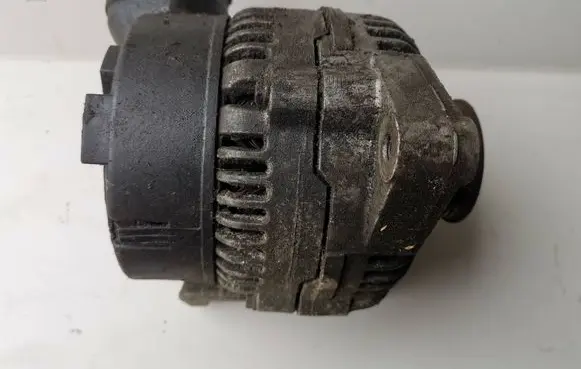 Audi A6 S6 C4 4A Generator/alternator 078903015