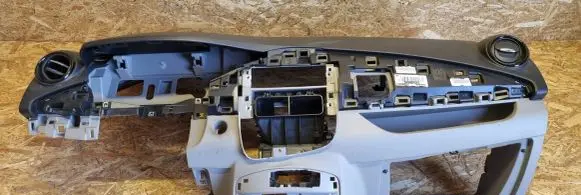 Renault Zoe Dashboard 00119498 E699074161 D6679000048169