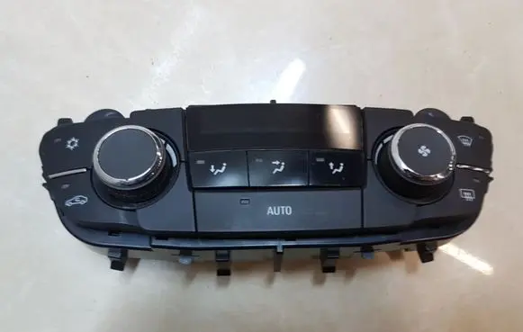 Opel Insignia A Climate control unit GM13273095