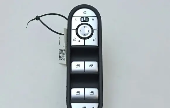 Hyundai Ioniq 5 Electric window control switch 93571GI850LS5 299242227 299242223