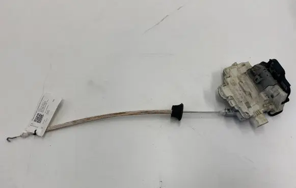 Audi A6 S6 C6 4F Front door lock 4F2837015