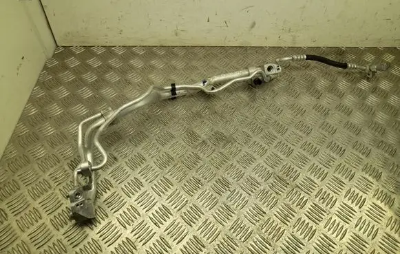 BMW 5 G60 G61 Air conditioning (A/C) pipe/hose 5A71192