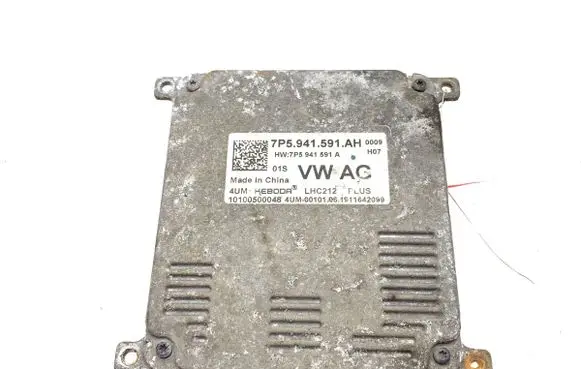 Seat Leon (5F) Voltage converter/converter module 7P5941591AH