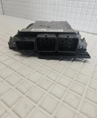 Peugeot 308 Engine control unit/module 9666681180 9804127280 S1D807EV0
