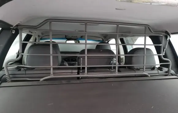 Volvo XC70 Trunk grilles 