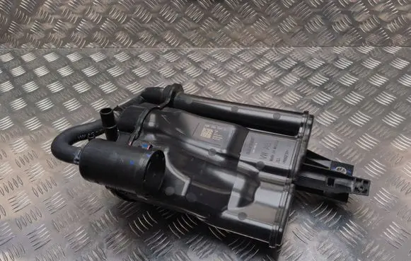 Skoda Octavia Mk4 Active carbon filter fuel vapour canister 5Q0201797D 5Q0196A 02657277