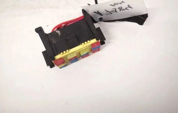 KIA Carens I Fuse box set