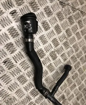 Ford Focus Oil fill pipe 9684359980