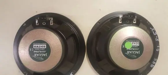 Jaguar XJ X308 Front door speaker LNF4140AA